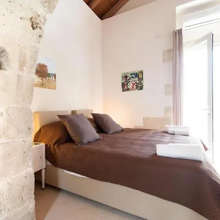 Zona Erchie Piccolo Sleeps 16 Pool Air Con Merine