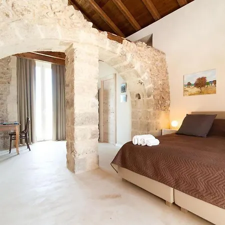 Zona Erchie Piccolo Sleeps 16 Pool Air Con