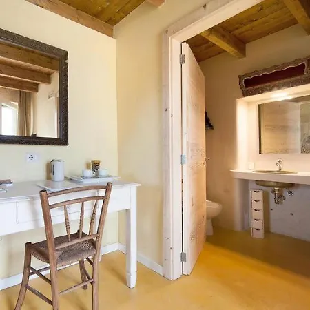 Zona Erchie Piccolo Sleeps 16 Pool Air Con